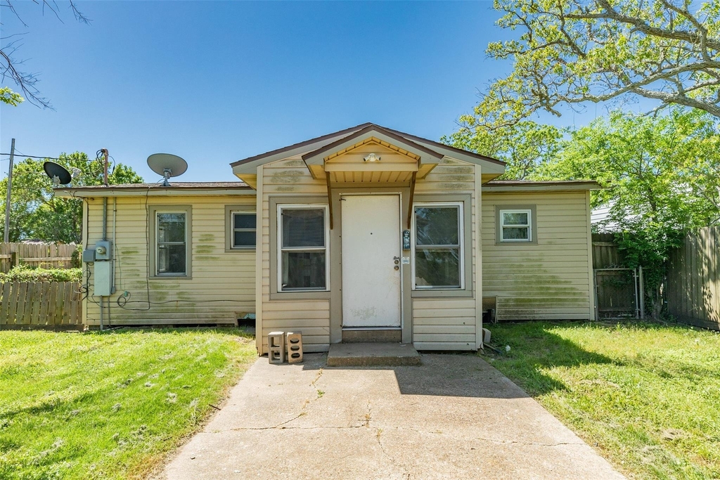 302 W 8th Street - Photo 17