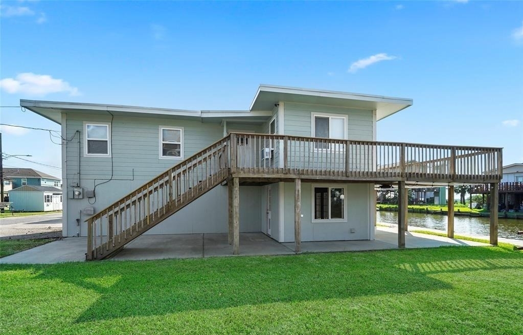 109 Bayou Vista Dr - Photo 2