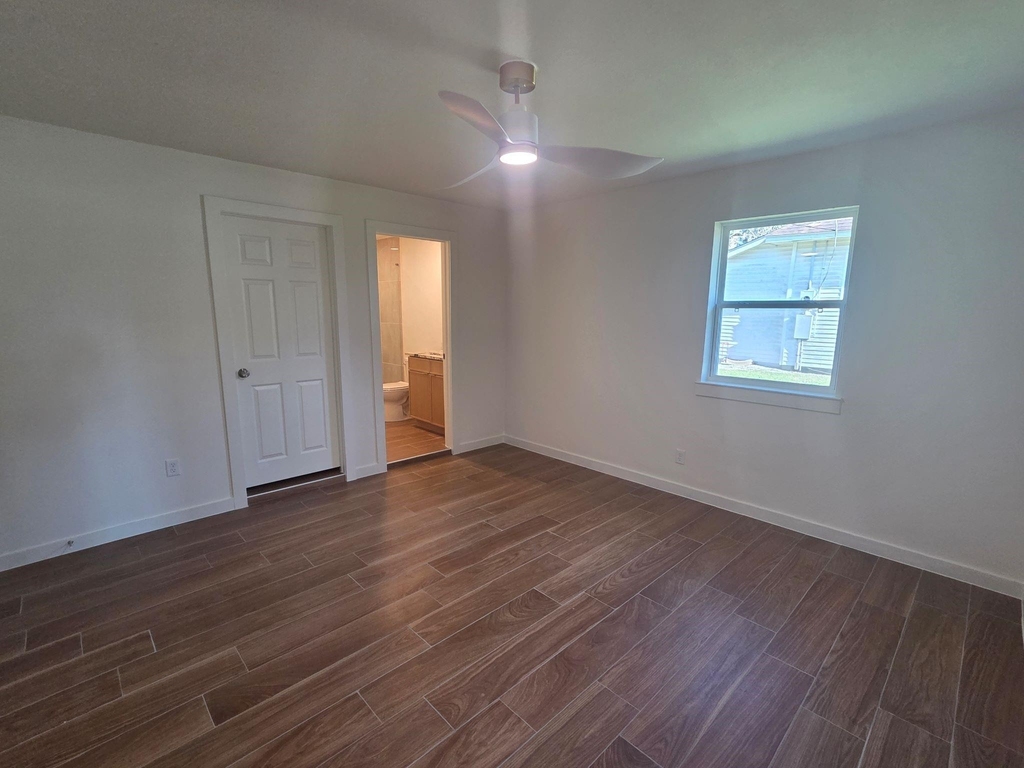 803 Coleman Street - Photo 8