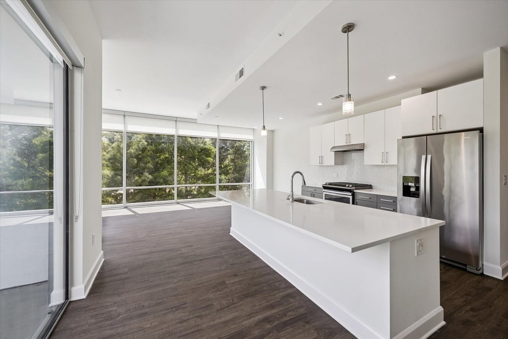 2000 Hughes Landing - Photo 1