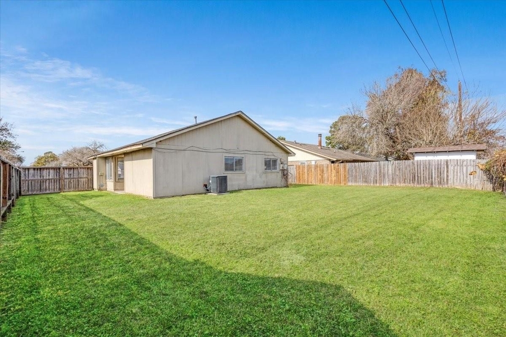 14818 Gladewick Drive - Photo 15