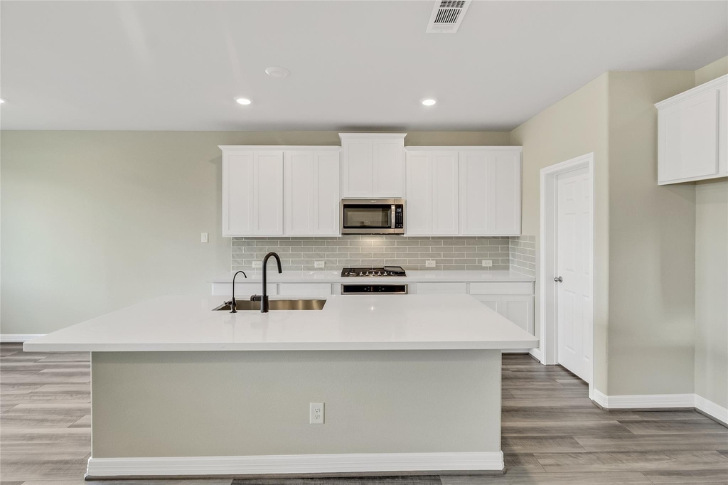 134 Solana Point Drive - Photo 2