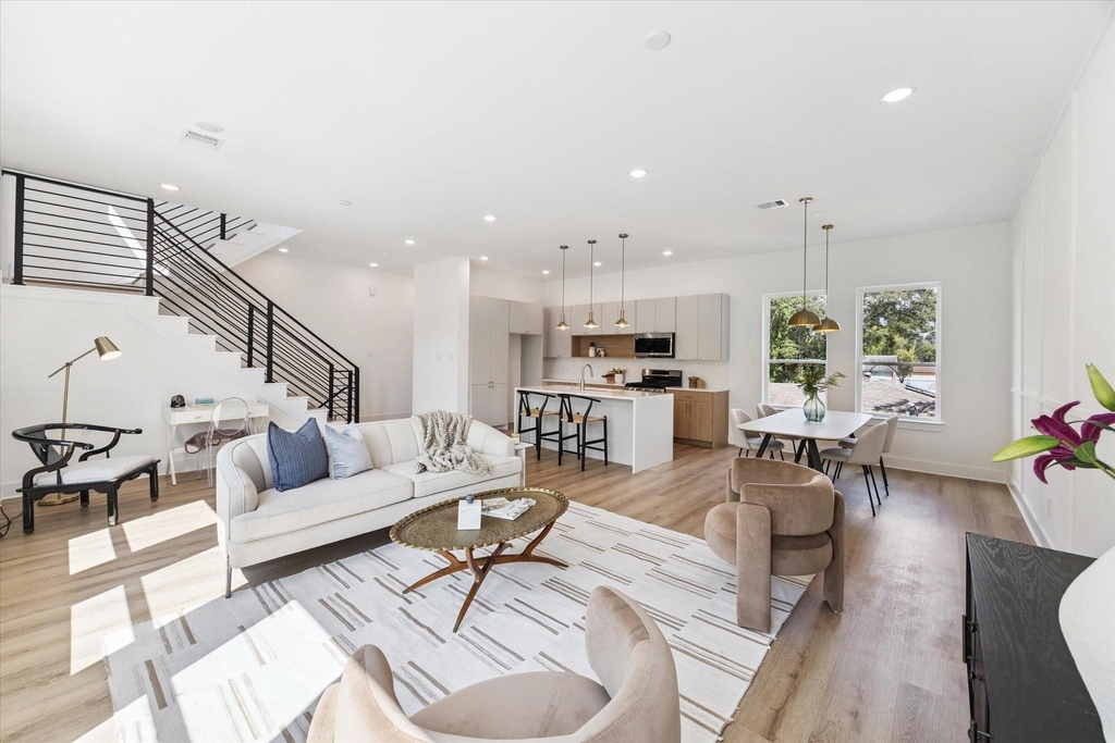 6343 W Montgomery Road - Photo 10