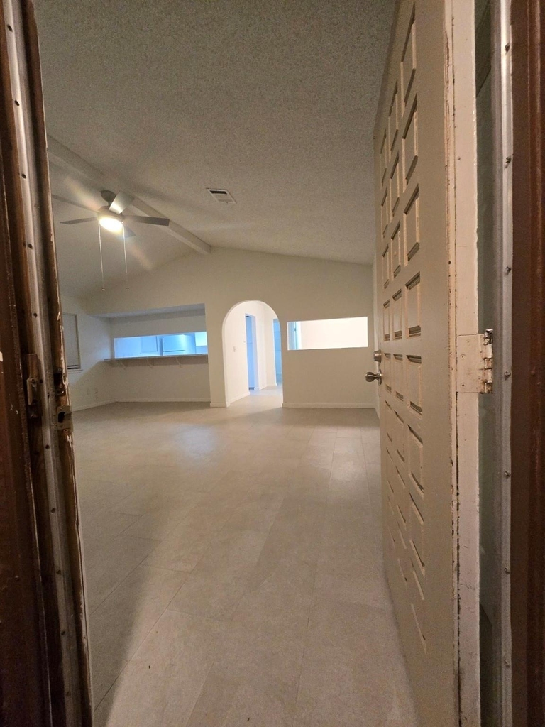 506 Corvette Lane - Photo 0