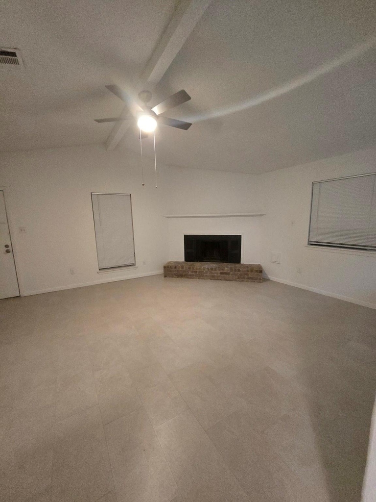 506 Corvette Lane - Photo 1
