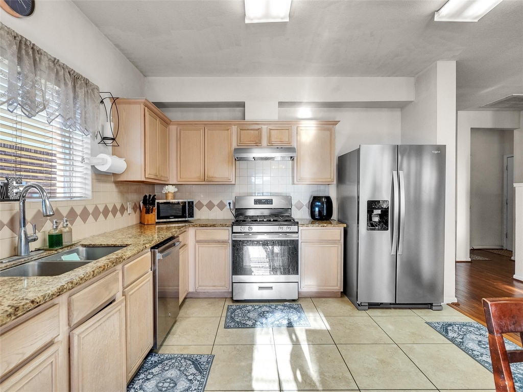 5514 Gatesprings Lane Lane - Photo 13