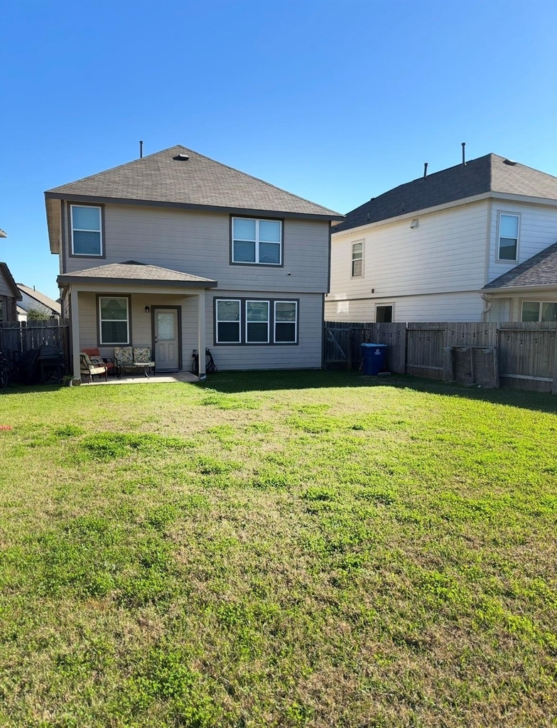 17607 Desmond Street - Photo 22