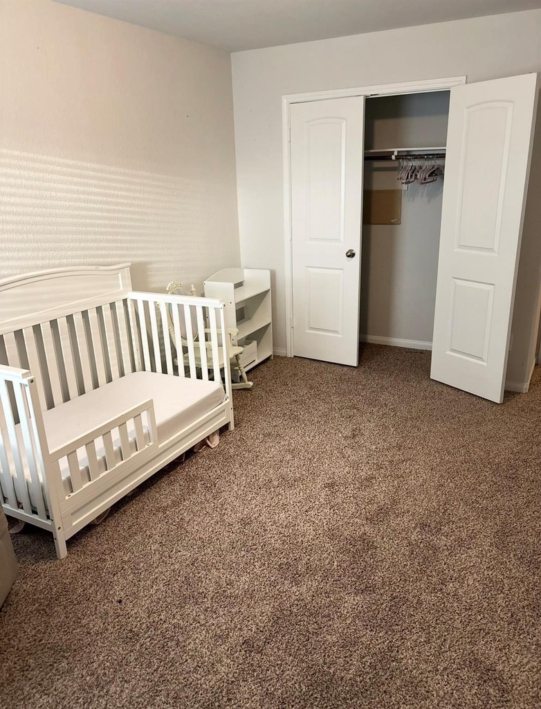 17607 Desmond Street - Photo 14
