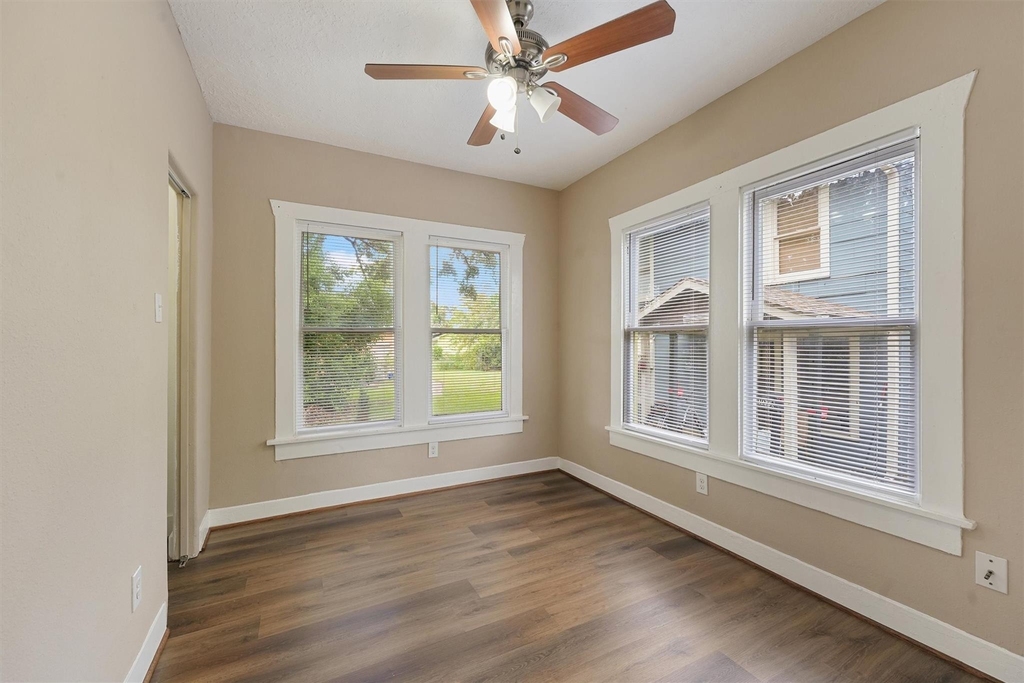 1107 Melbourne Street - Photo 11