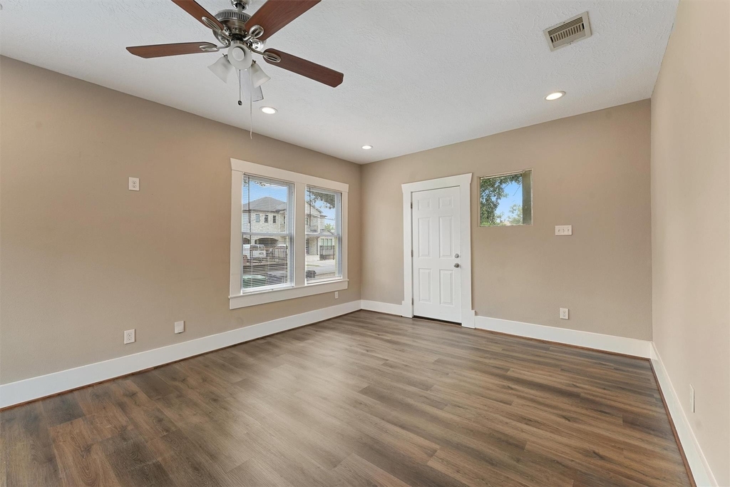 1107 Melbourne Street - Photo 13