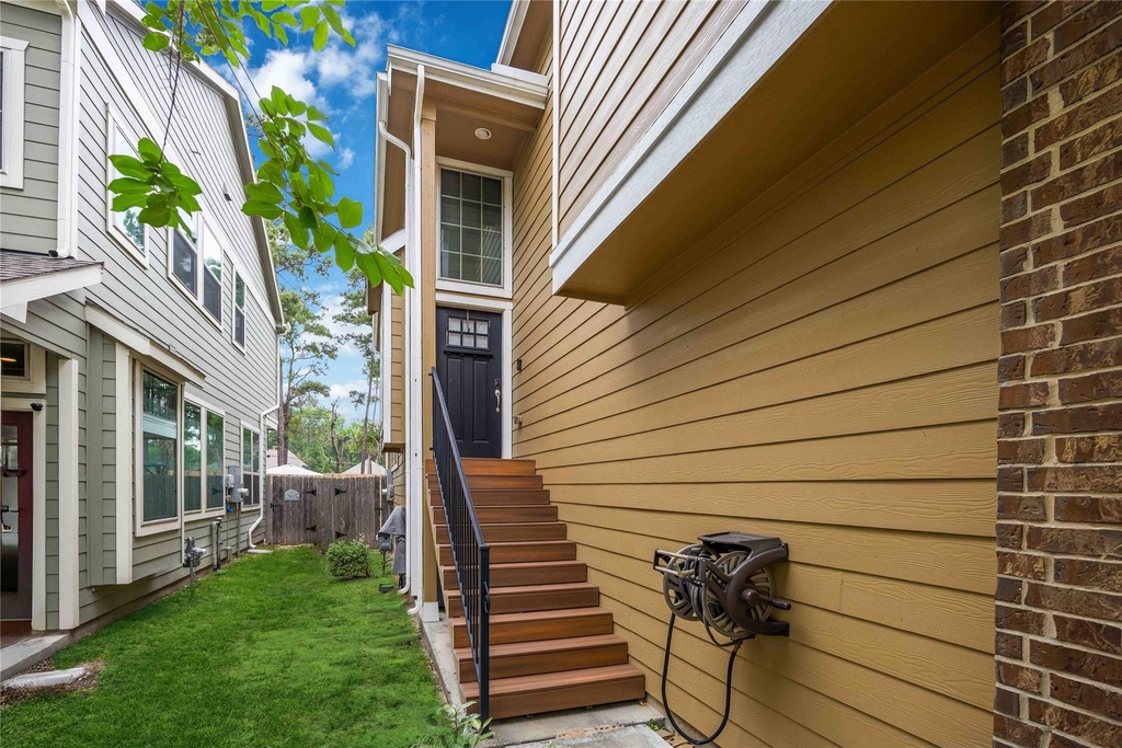 12419 Alora Bluff Trail - Photo 26