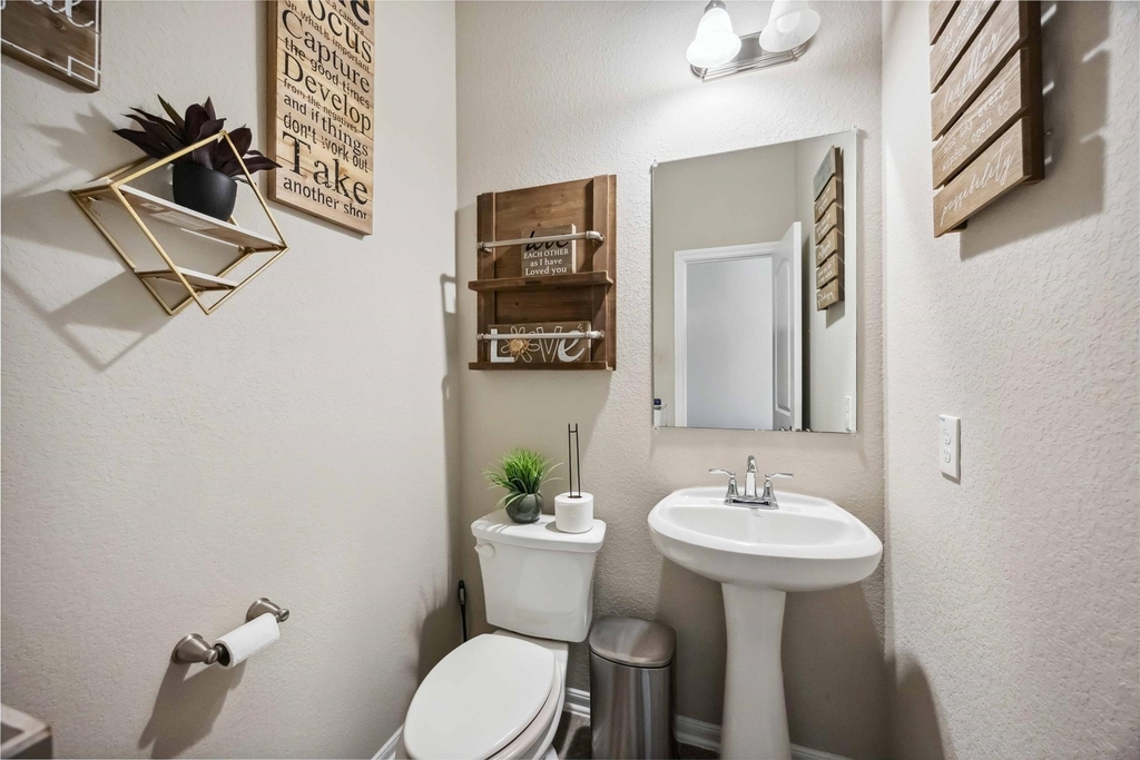 12419 Alora Bluff Trail - Photo 23
