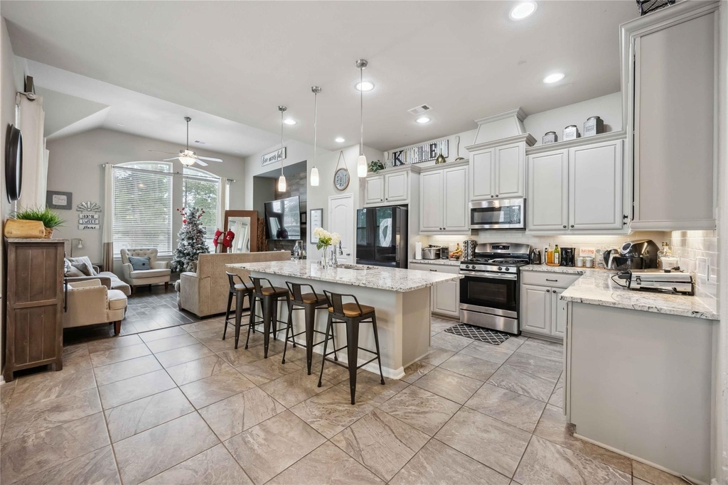 12419 Alora Bluff Trail - Photo 7