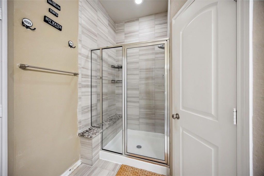 12419 Alora Bluff Trail - Photo 16