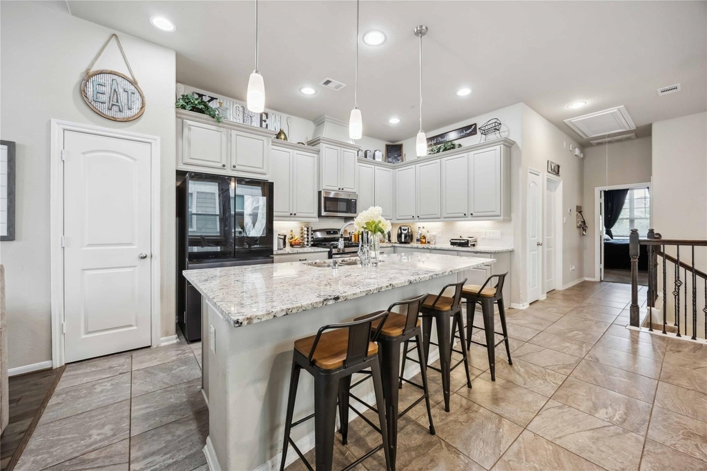 12419 Alora Bluff Trail - Photo 8
