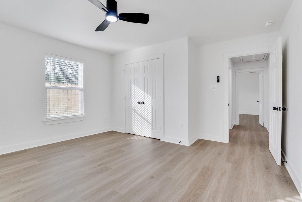 6123 Tuskegee Street - Photo 8