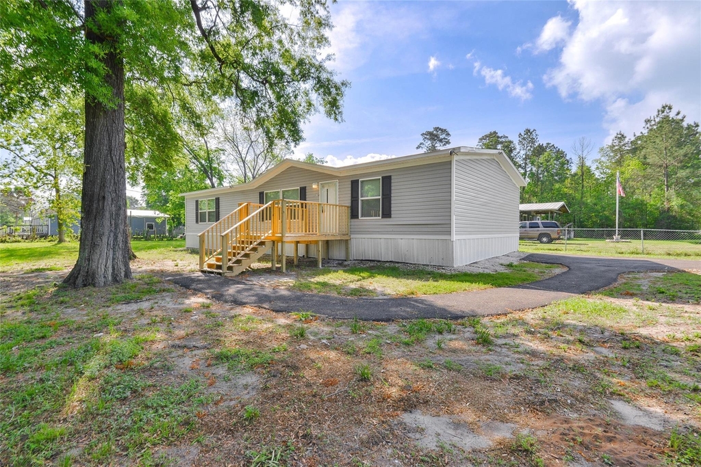 25150 Faraway Lane - Photo 0
