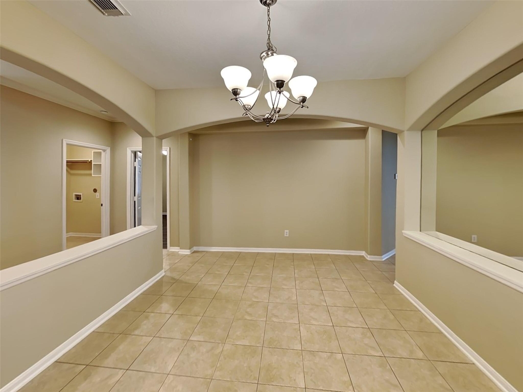 10923 Tattershall Lane - Photo 4