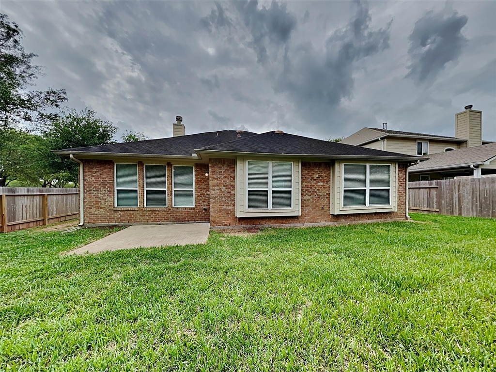 10923 Tattershall Lane - Photo 19