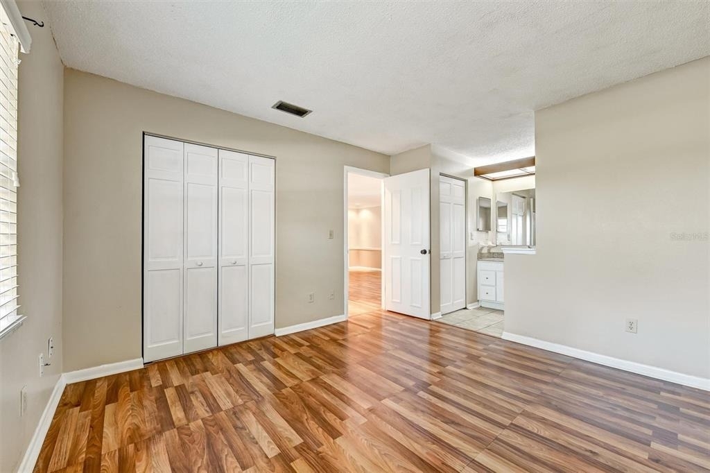 2833 Orange Tree Circle N - Photo 17