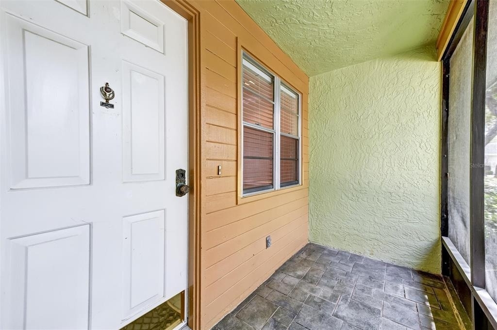 2833 Orange Tree Circle N - Photo 27