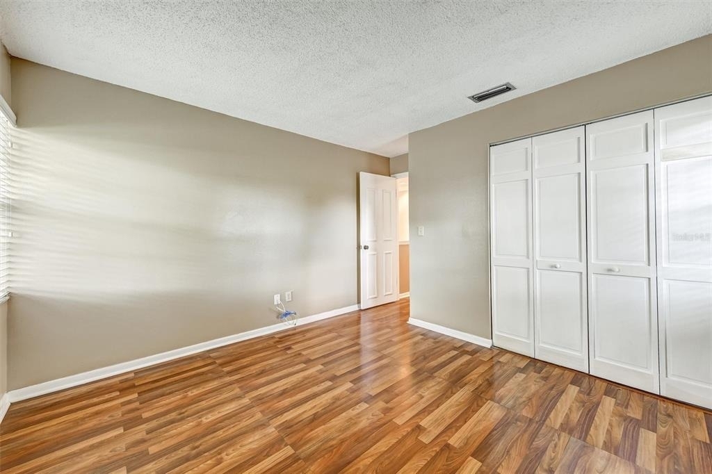 2833 Orange Tree Circle N - Photo 23