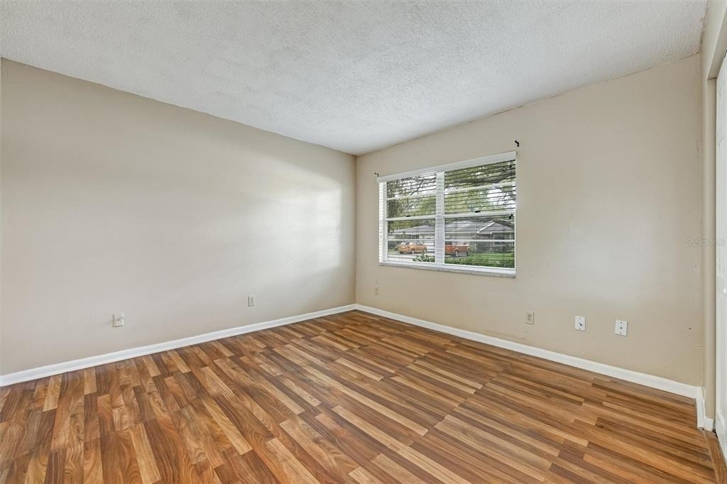 2833 Orange Tree Circle N - Photo 25