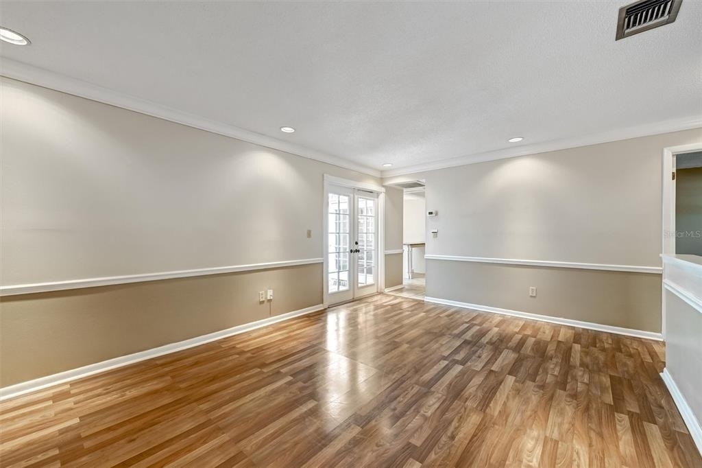 2833 Orange Tree Circle N - Photo 13