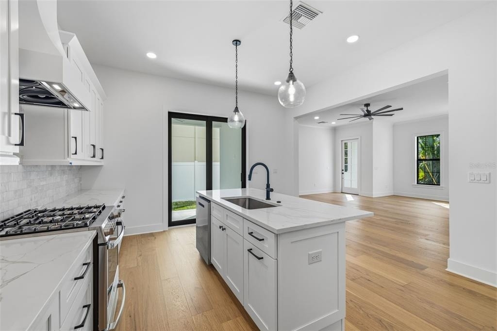 3012 S Esperanza Avenue - Photo 9