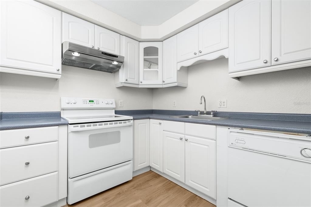 4606 W Gray Street - Photo 8