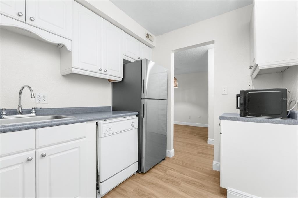 4606 W Gray Street - Photo 9