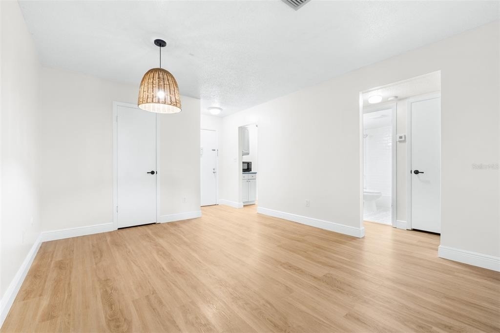4606 W Gray Street - Photo 3
