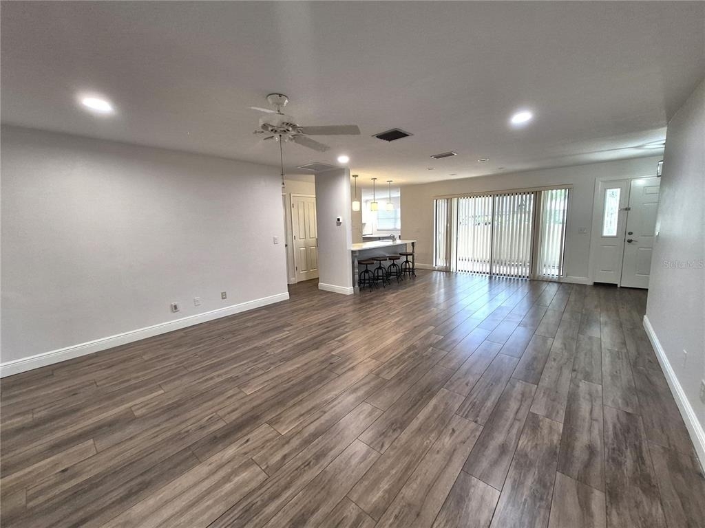 160 Joanne Place - Photo 7