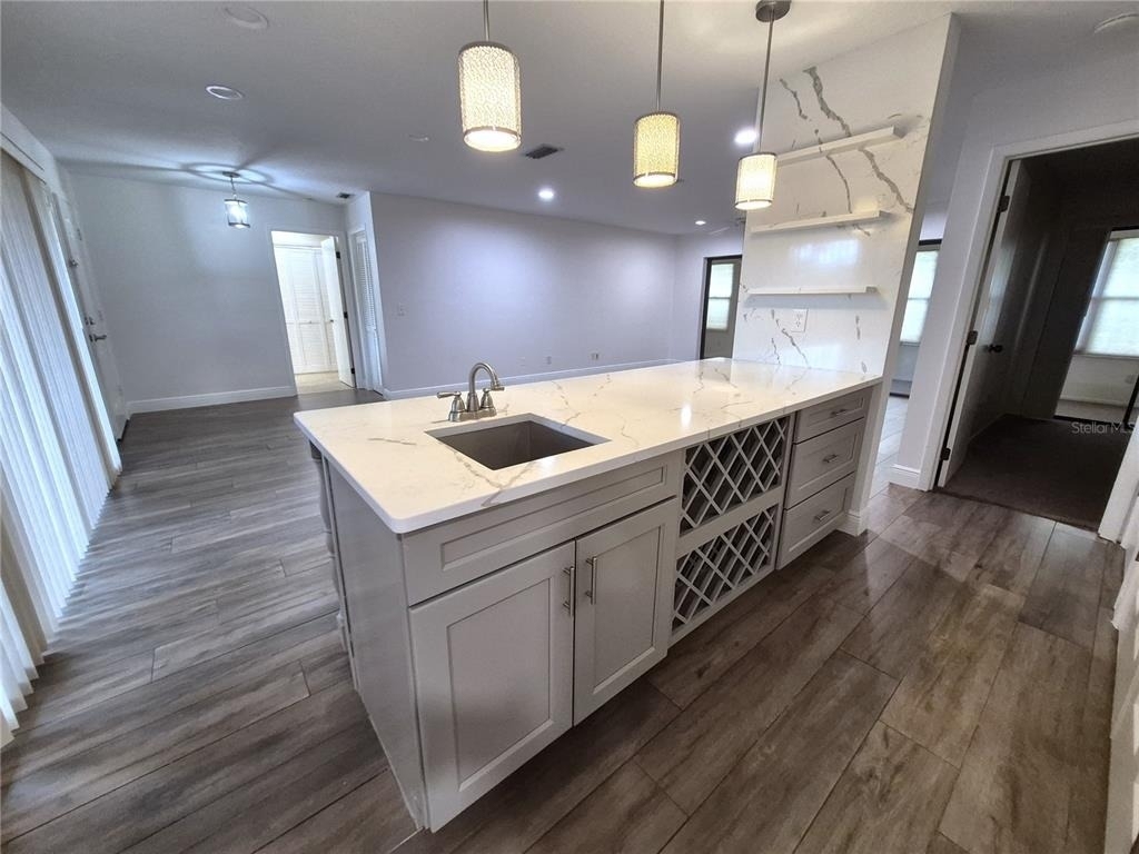 160 Joanne Place - Photo 9