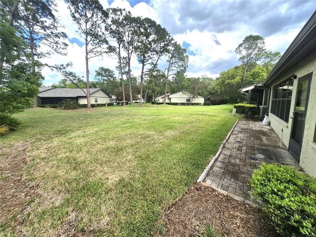 160 Joanne Place - Photo 29