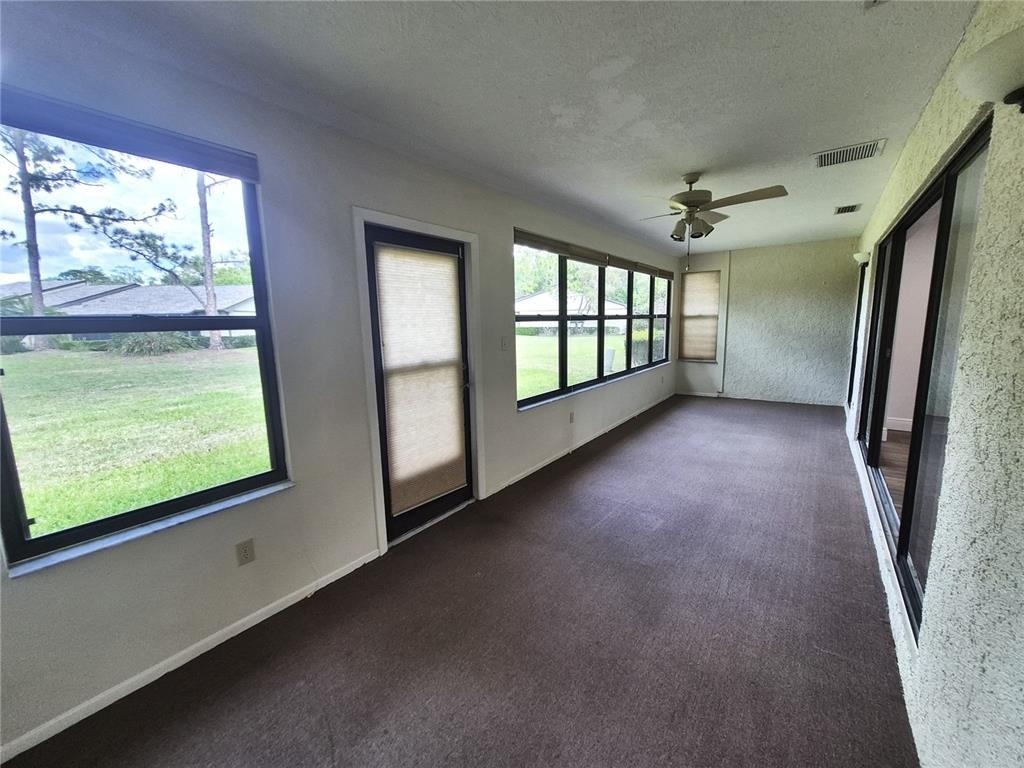 160 Joanne Place - Photo 28