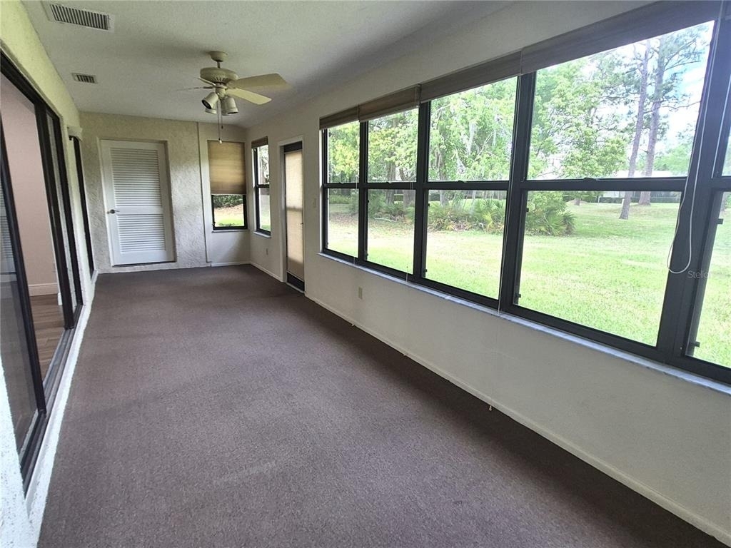 160 Joanne Place - Photo 26