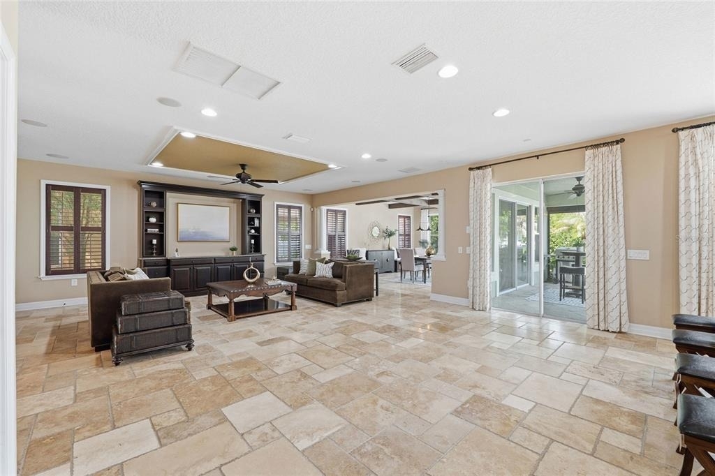 4527 Scarlet Loop - Photo 6