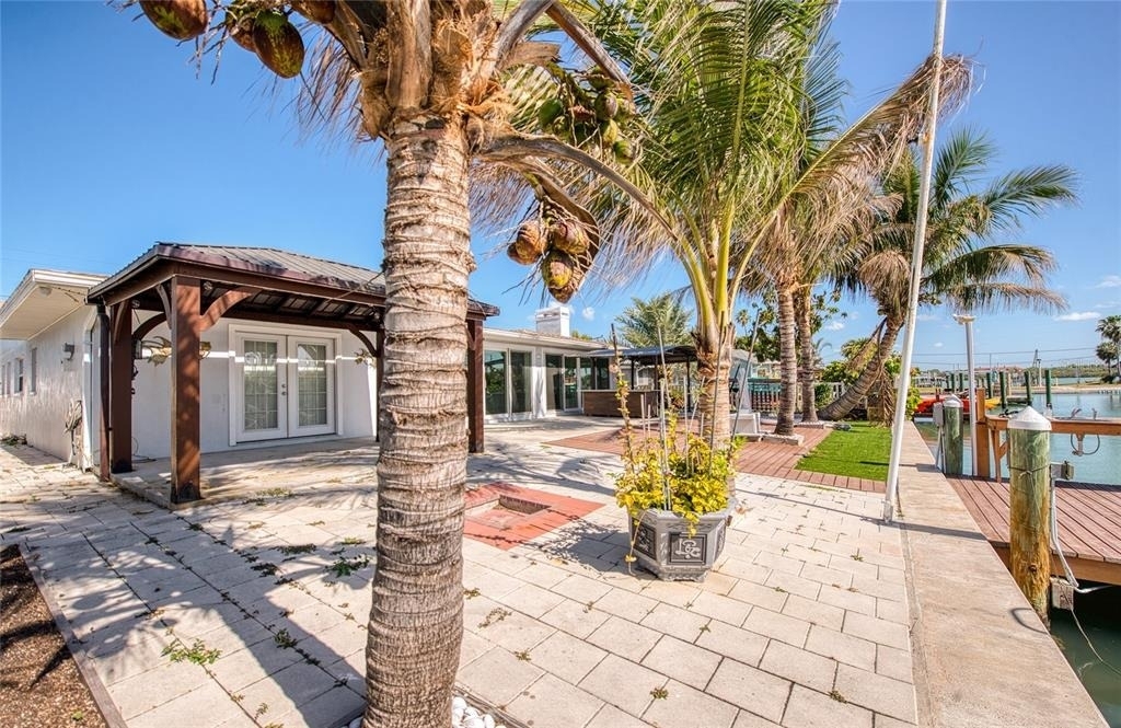 551 Crystal Drive - Photo 5
