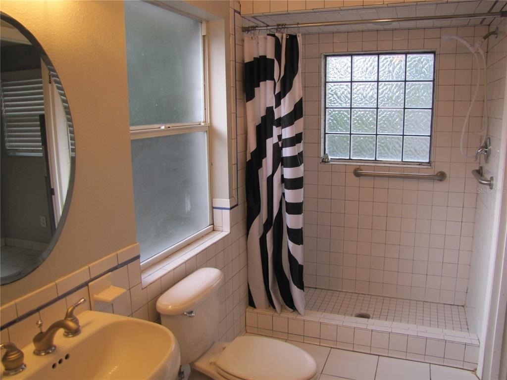7807 N Matanzas Avenue - Photo 11