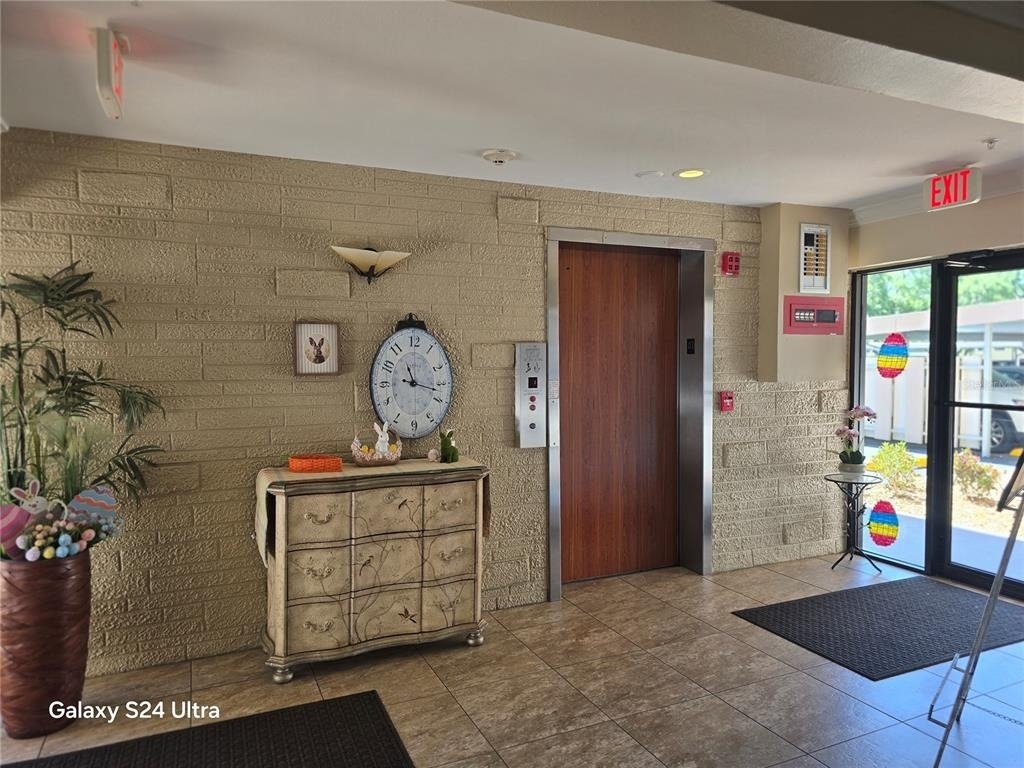 8186 Terrace Garden Drive N - Photo 3