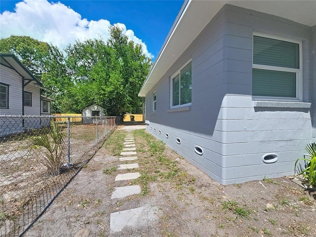 1035 15th Avenue S - Photo 13