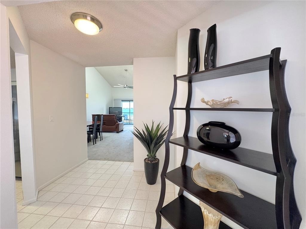 715 Magnolia Place - Photo 1