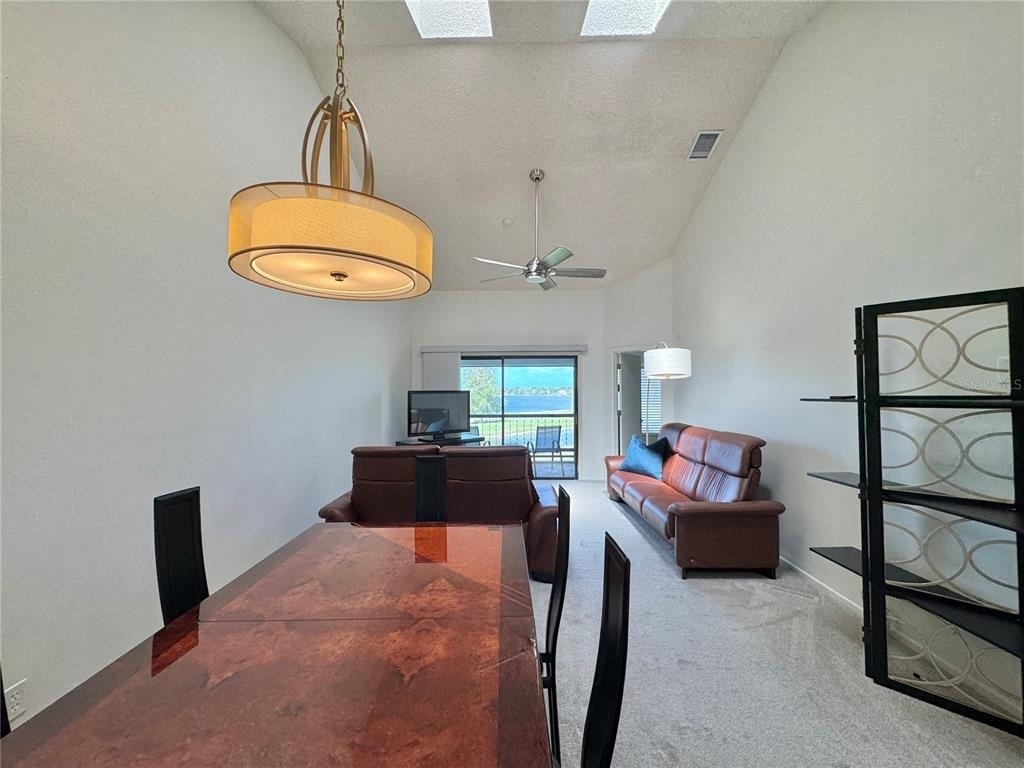 715 Magnolia Place - Photo 15