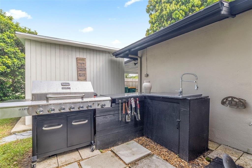 2586 Auburn Boulevard - Photo 26