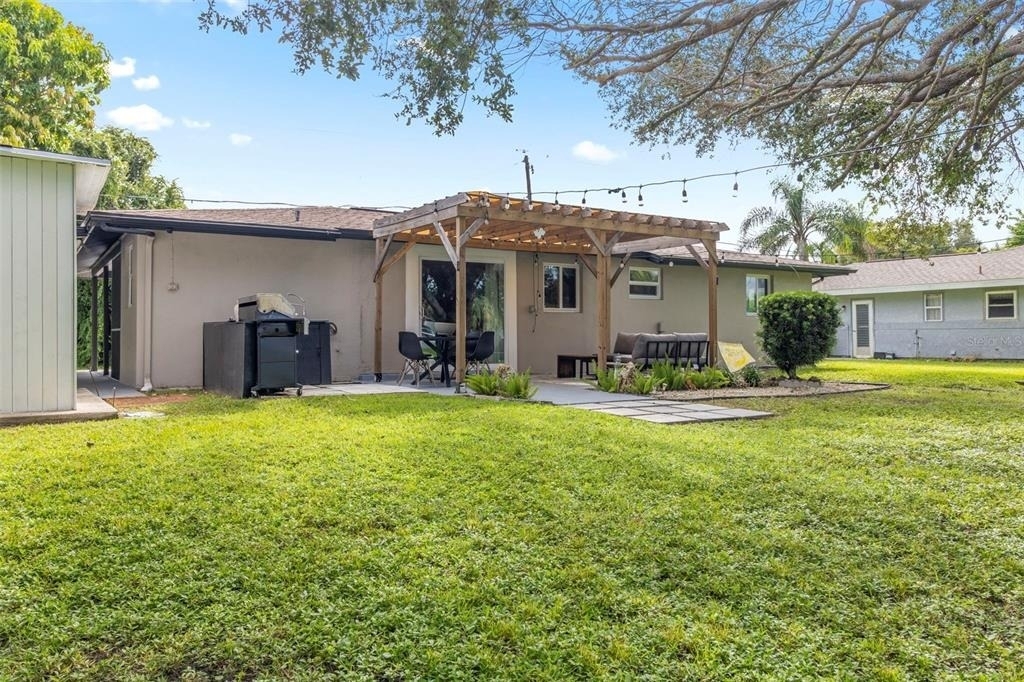 2586 Auburn Boulevard - Photo 37