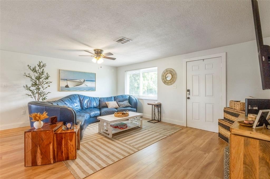 2586 Auburn Boulevard - Photo 7