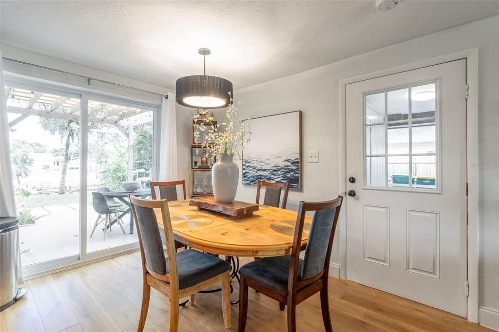 2586 Auburn Boulevard - Photo 10