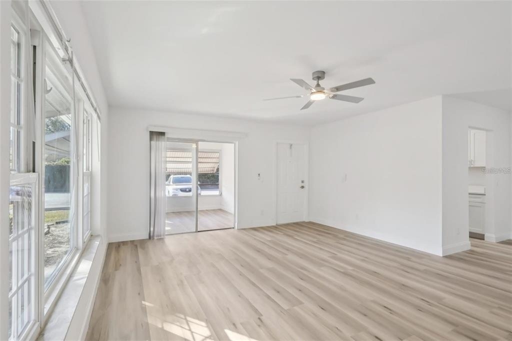 11147 Acme Drive - Photo 4