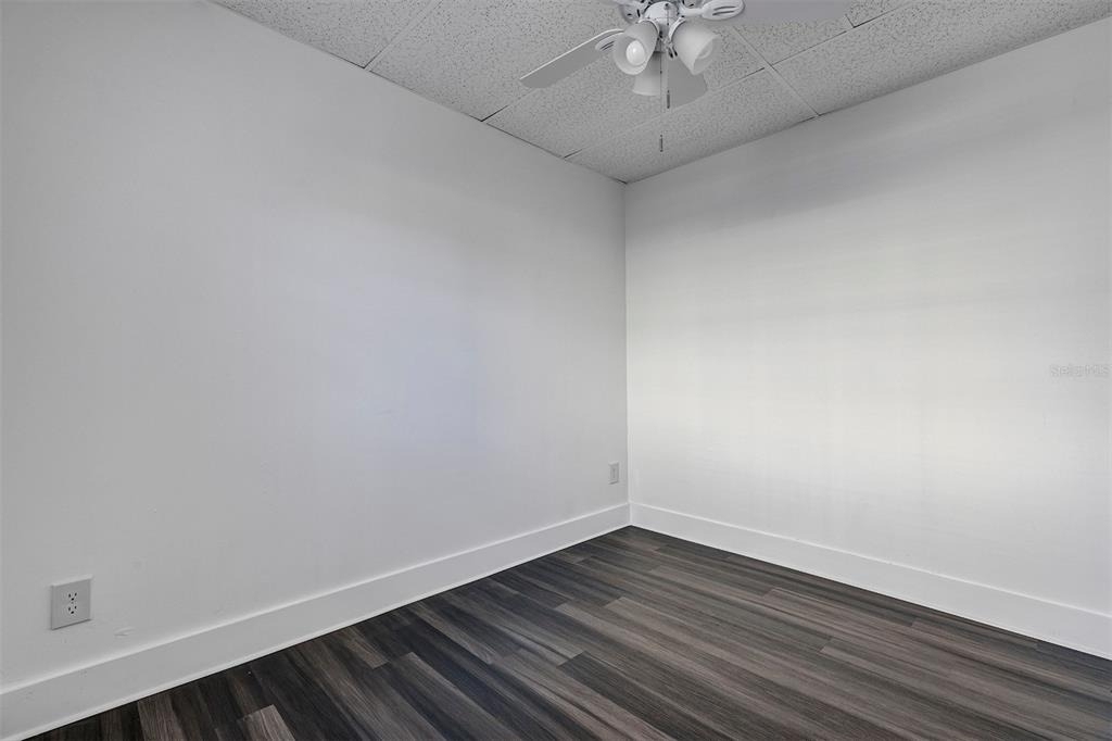 2027 30th Avenue N - Photo 16